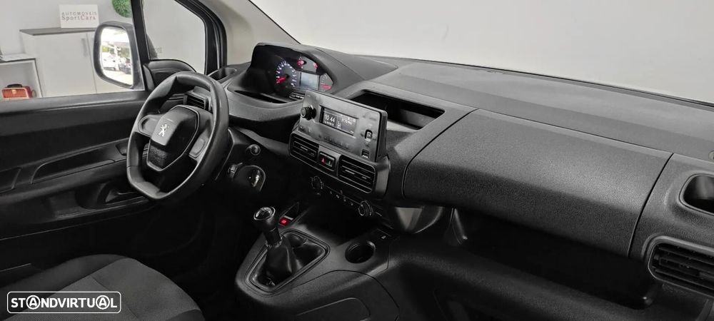 Peugeot Partner 3 Lugares - 25