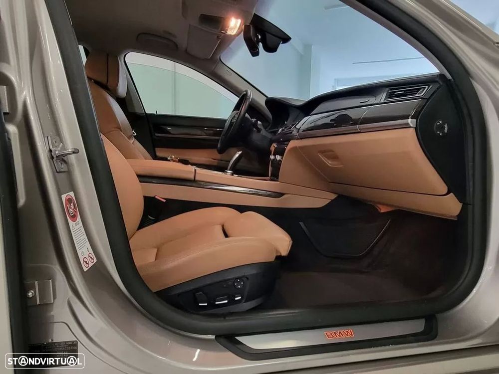 BMW 730 d - 22