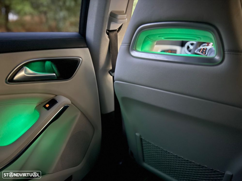 Mercedes-Benz CLA 45 AMG 4Matic Speedshift 7G-DCT - 7