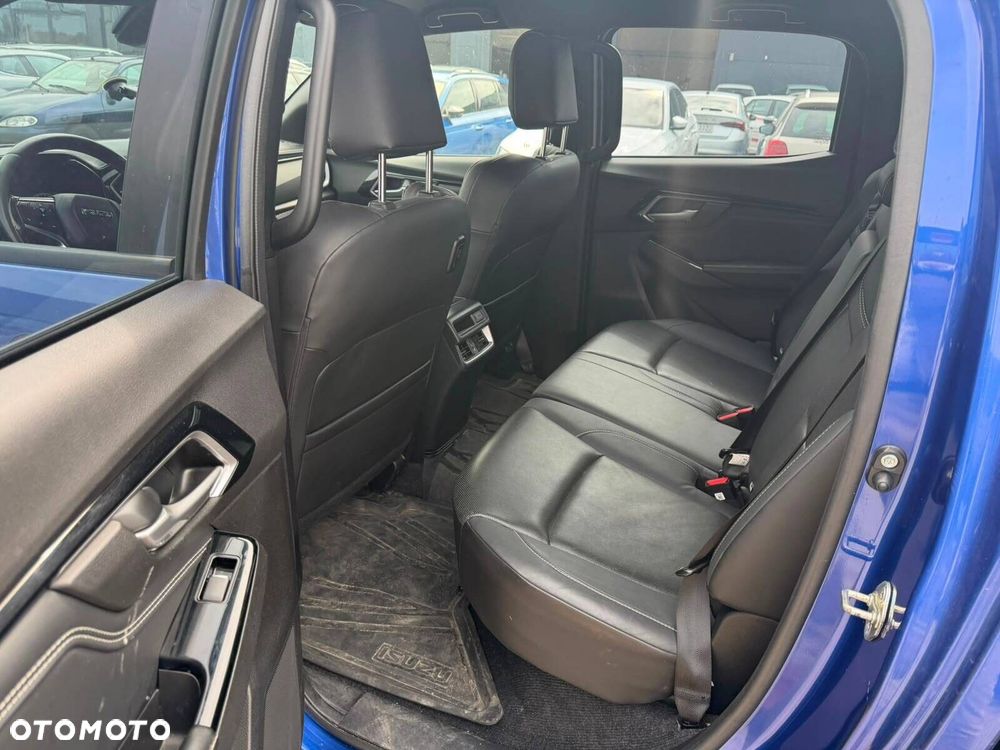 Isuzu D-Max 1.9 DC LS+ - 6