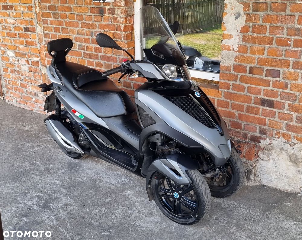 Piaggio MP-3 - 1