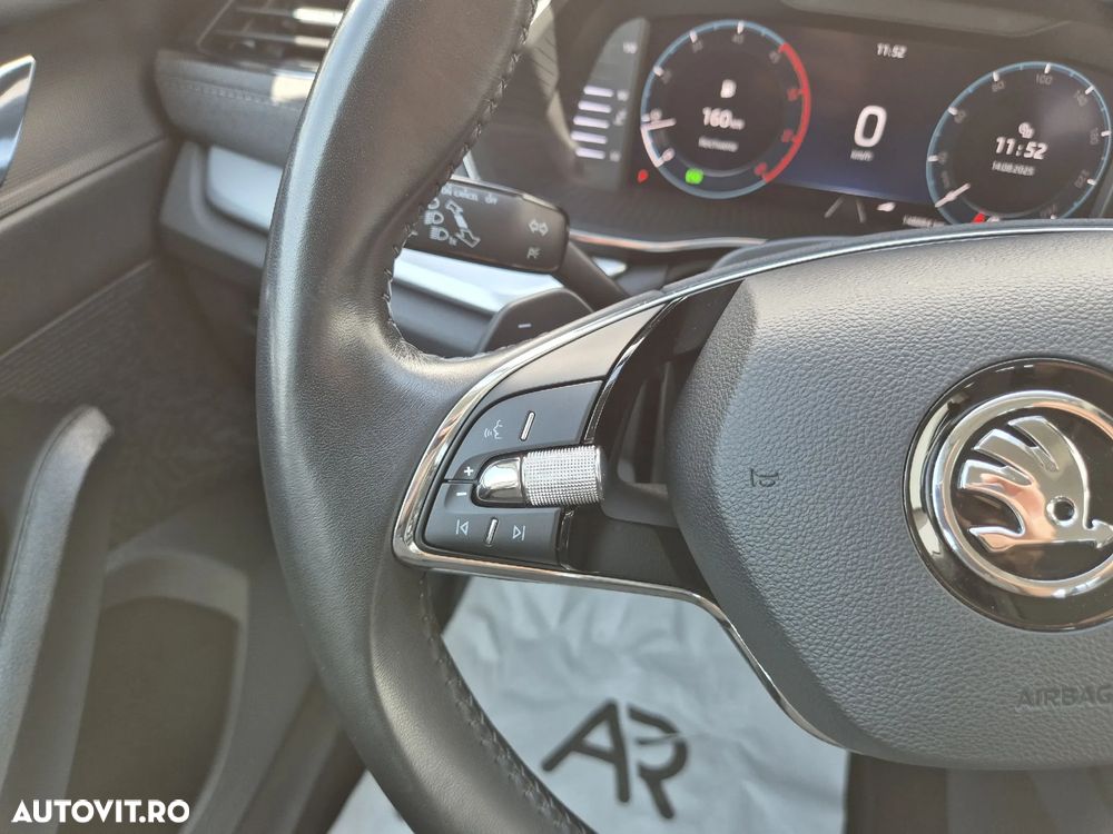 Skoda Octavia Combi 2.0 TDI DSG Style - 16