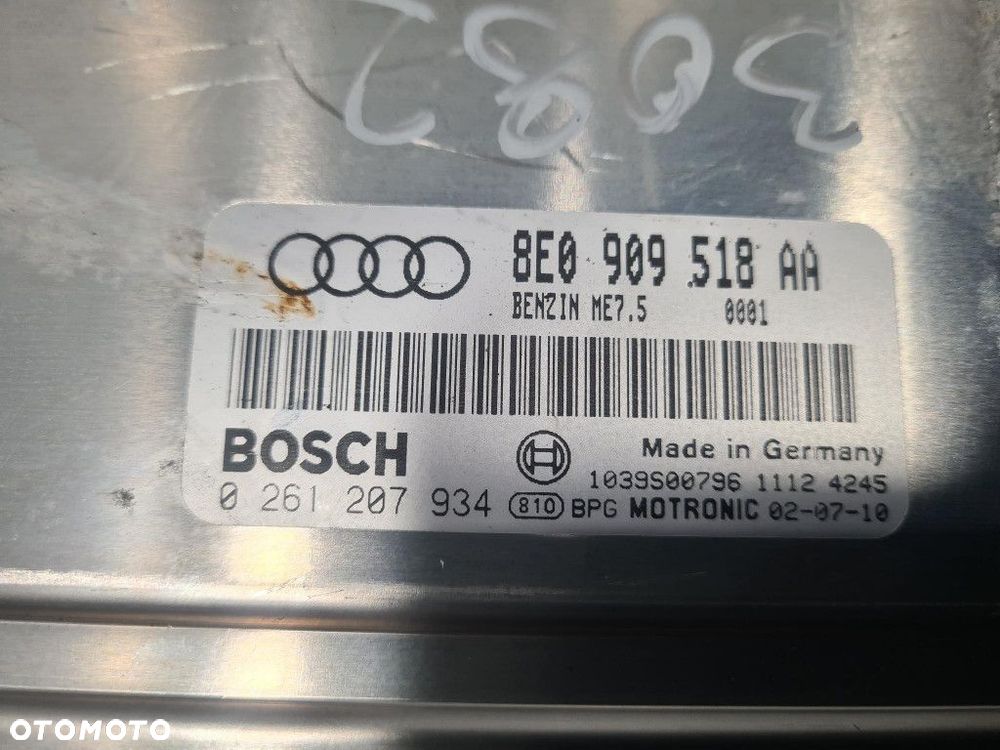 AUDI A4 B6 1.8T STEROWNIK SILNIKA 8E0909518AA - 3