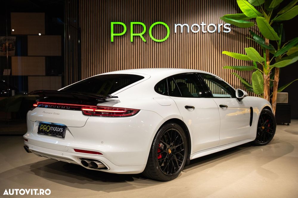 Porsche Panamera - 10