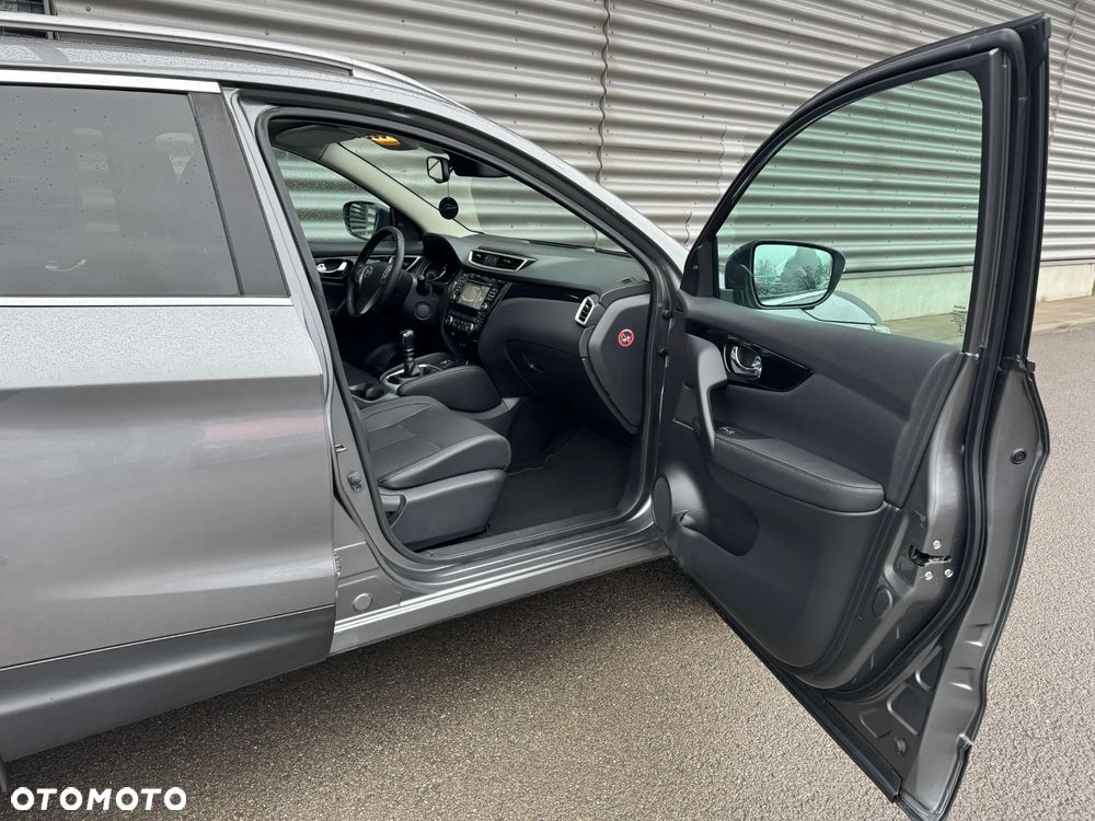 Nissan Qashqai 1.2 DIG-T Tekna EU6 - 33