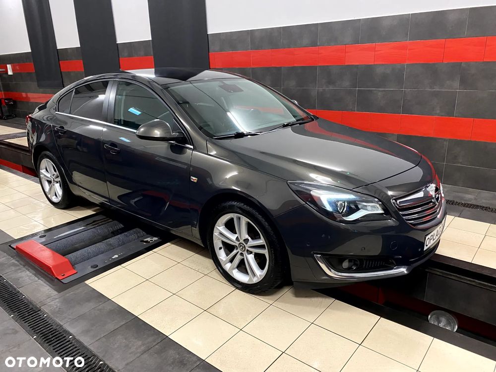 Opel Insignia 1.4 T Cosmo S&S - 3