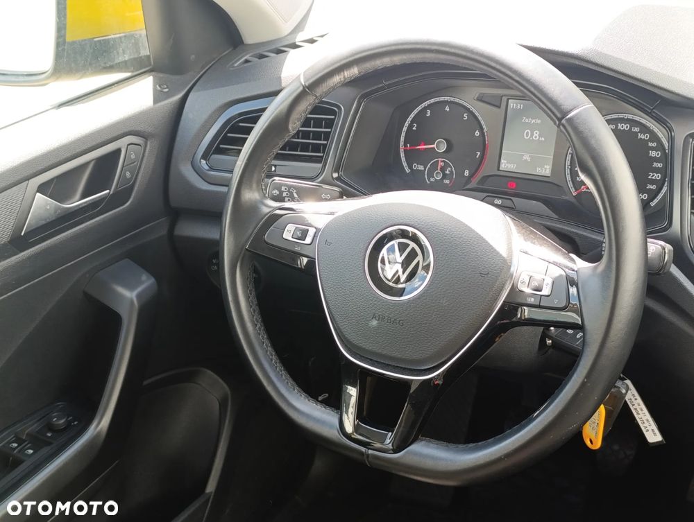 Volkswagen T-Roc 1.0 TSI Advance - 25
