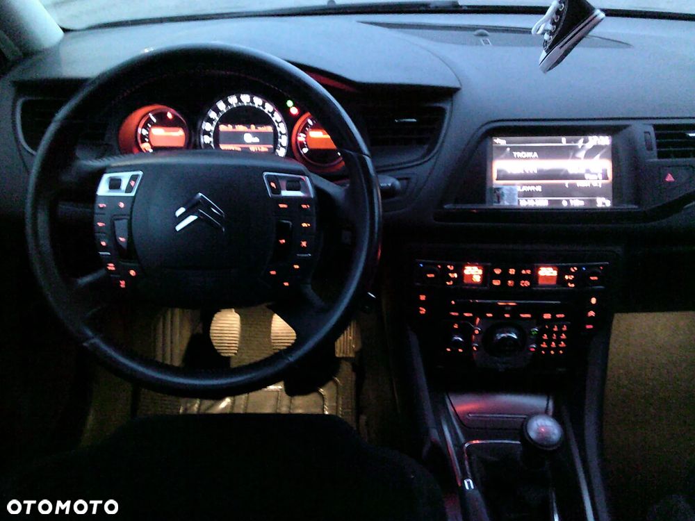 Citroën C5 1.6 HDi Attraction - 11
