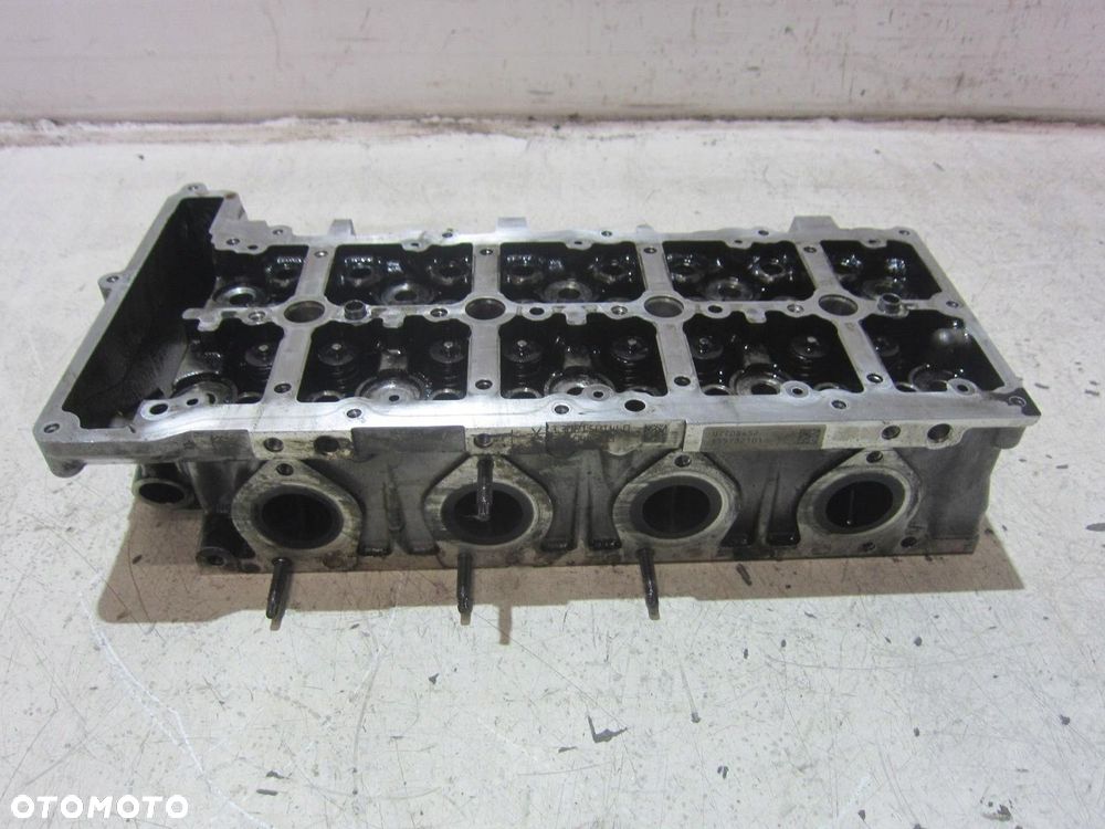 BMW N47 F20 F30 F10 320D GŁOWICA SILNIKA CYLINDRÓW 7810463 11127810463 - 2