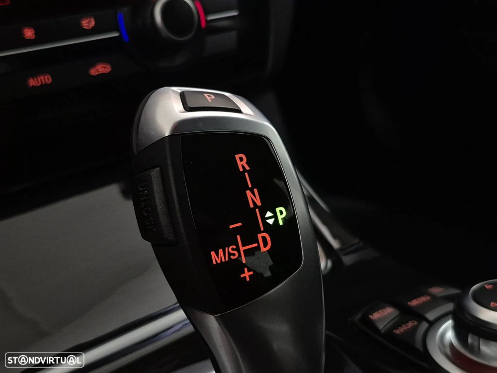 BMW 520 d xDrive Auto - 19