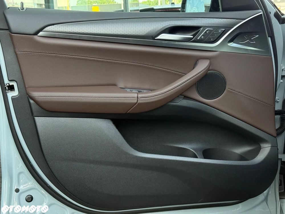 BMW X4 - 30