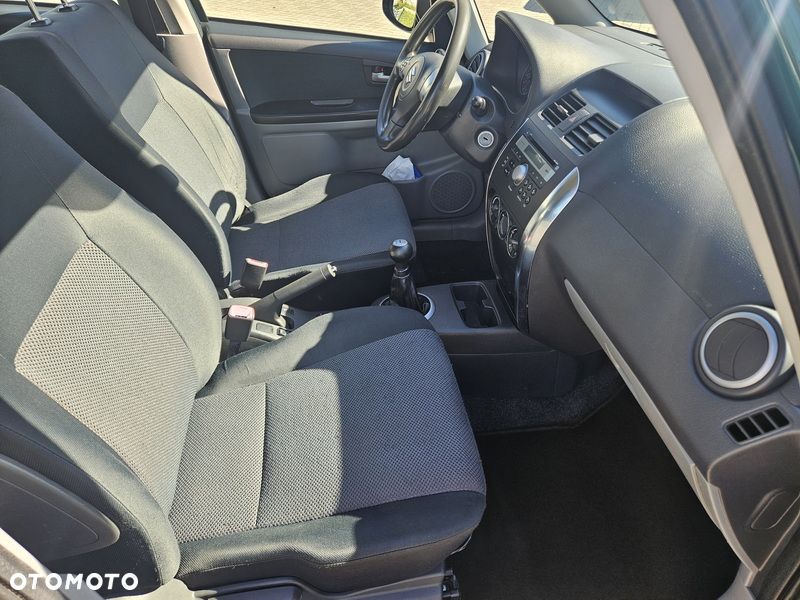Suzuki SX4 1.6 VVT 4x4 Comfort - 5