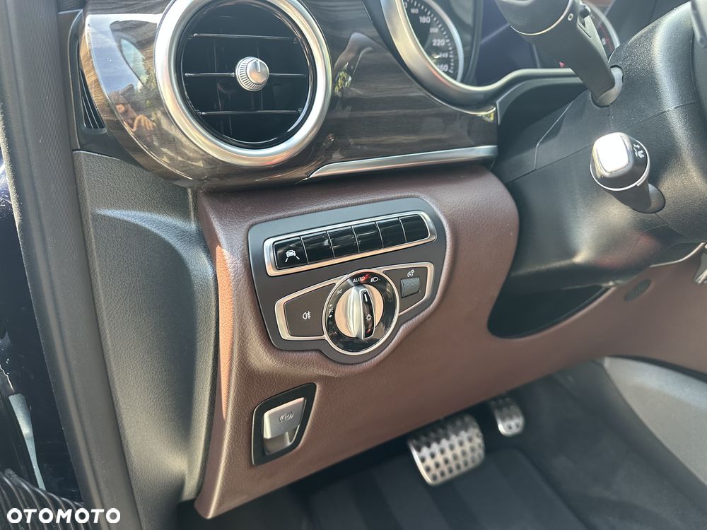 Mercedes-Benz Klasa V 250 (BlueTEC) d Avantgarde 7G-Tronic (d³ugi) - 8