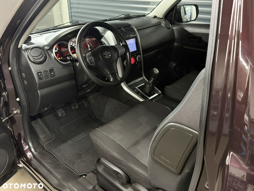 Suzuki Grand Vitara - 14