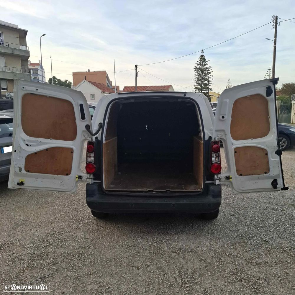 Peugeot Partner 1.6 HDI 3Lugres - 27