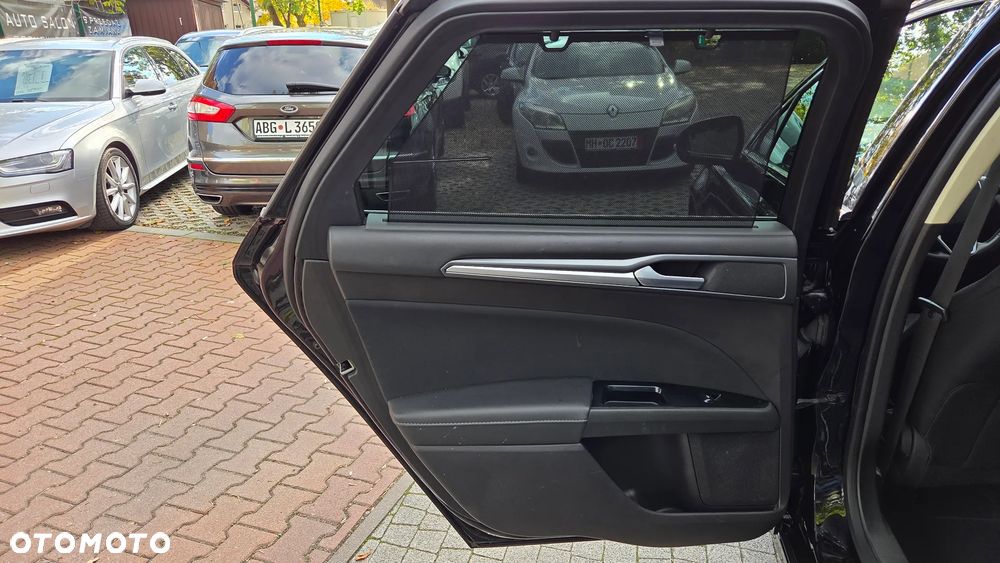 Ford Mondeo - 30