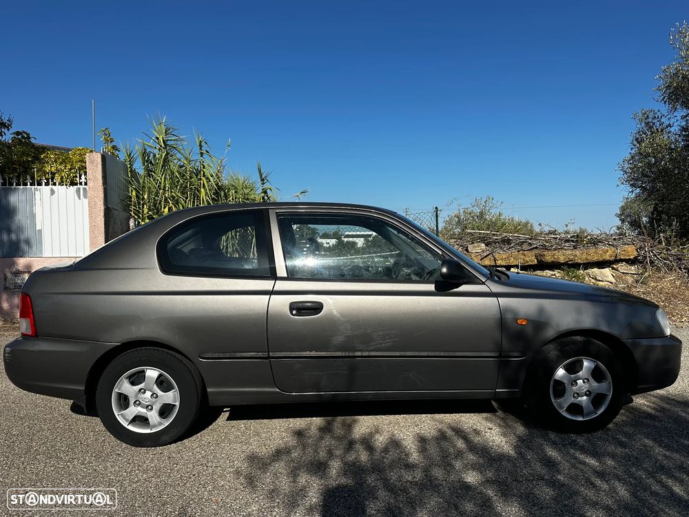Hyundai Accent 1.3 Charme - 6