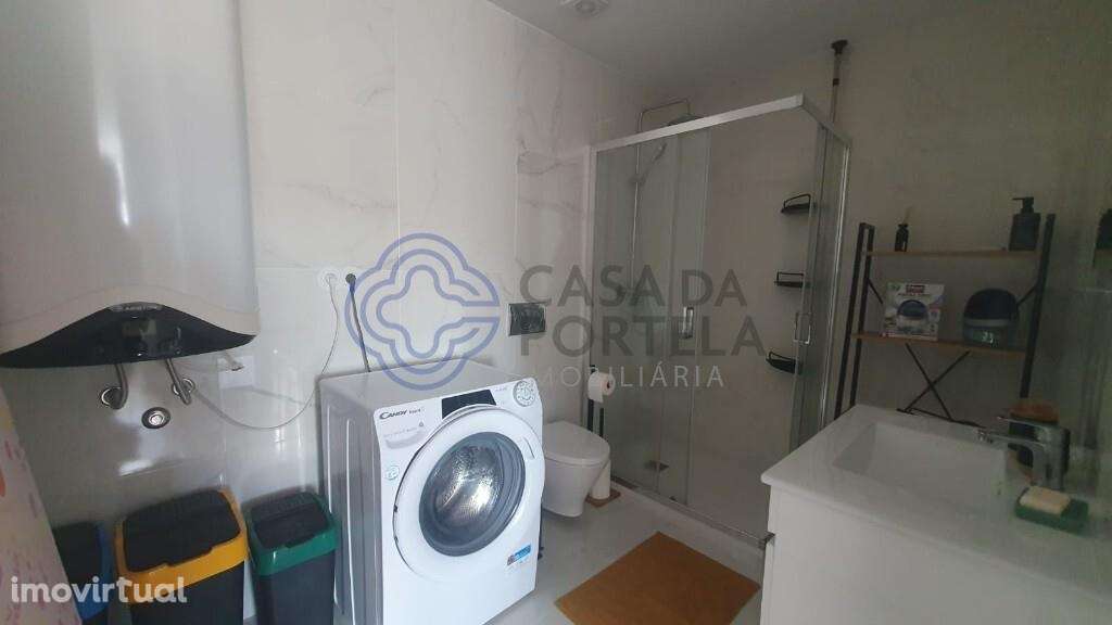 Apartamento T0 mobilado e equipado com lugar de garagem - Grande imagem: 5/10