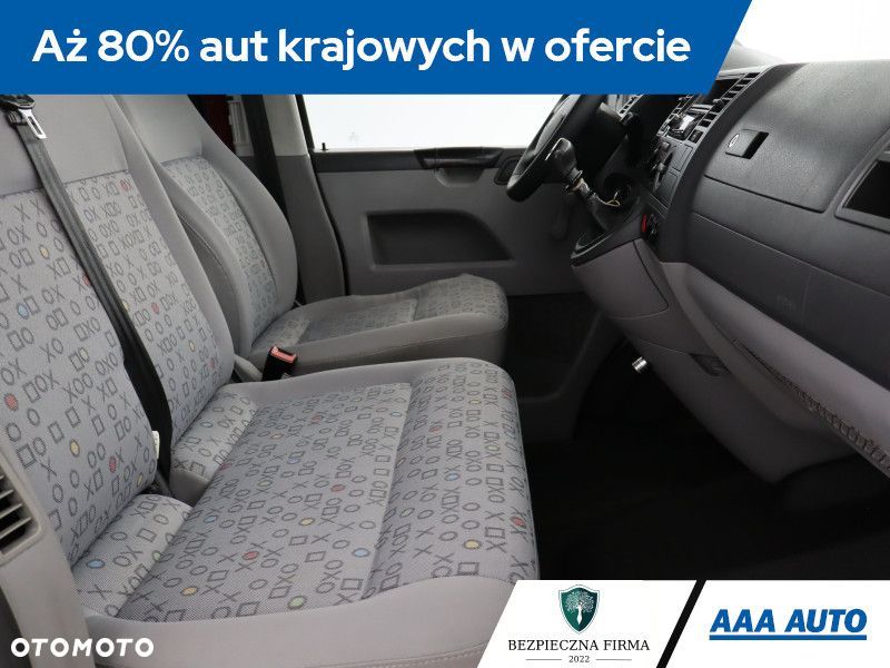 Volkswagen Transporter - 11