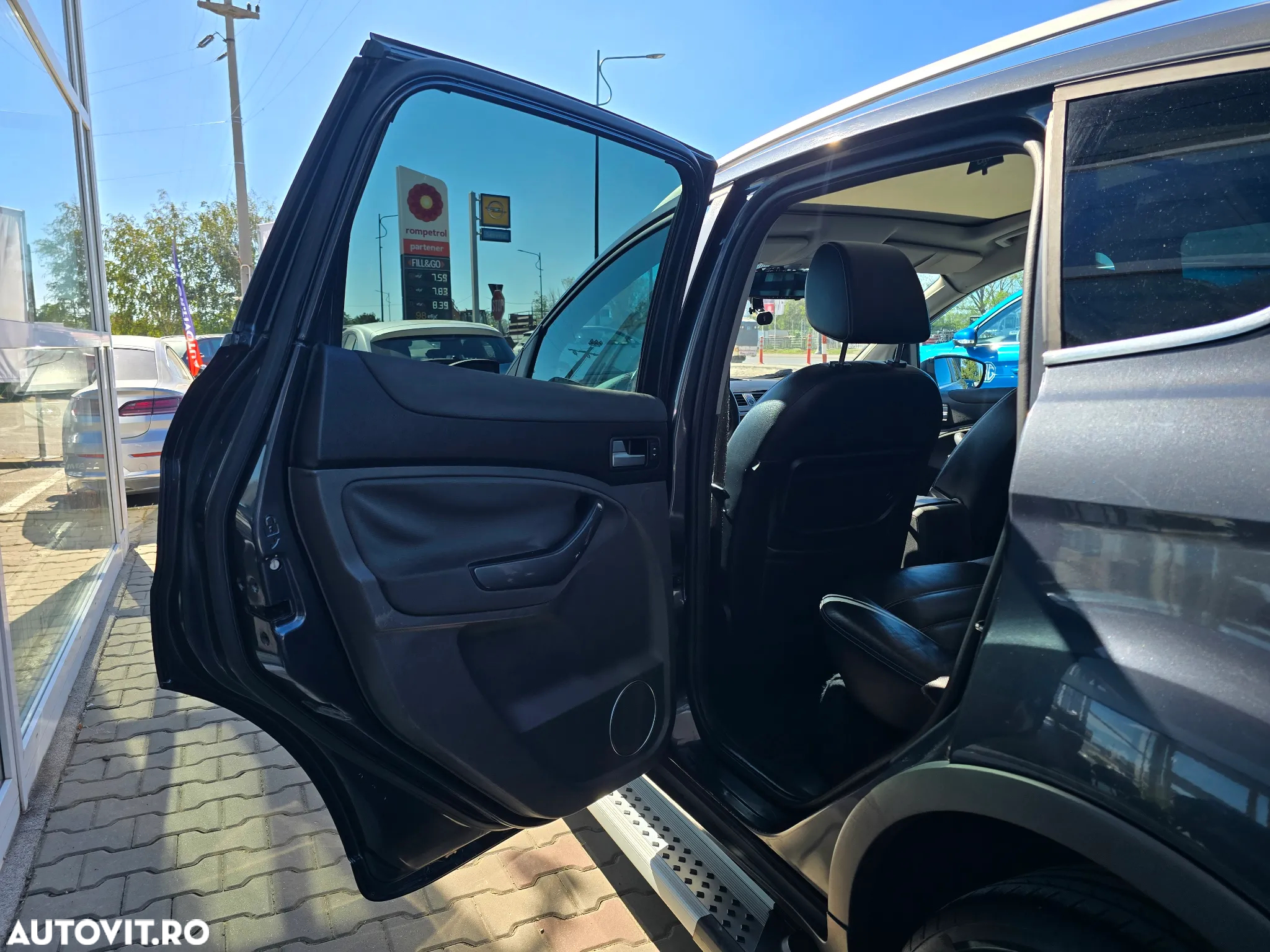 Ford Kuga - 14