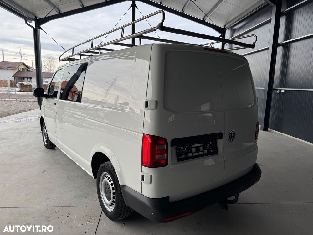 Volkswagen Transporter - 4