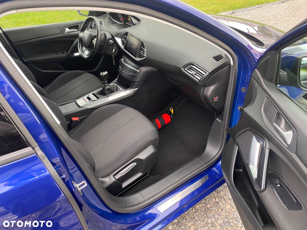 Peugeot 308 PureTech 110 Stop & Start Style - 18