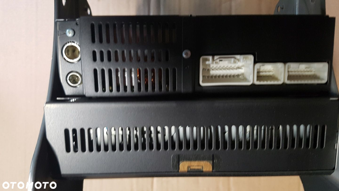TOYOTA PRIUS 03-09 RADIO JBL - 3