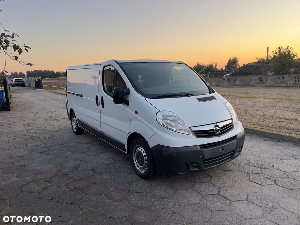 Opel Vivaro - 2