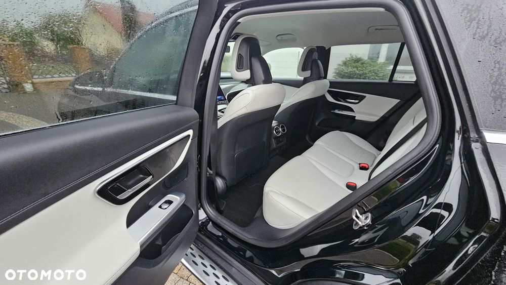 Mercedes-Benz GLC 200 mHEV 4-Matic AMG Line - 17