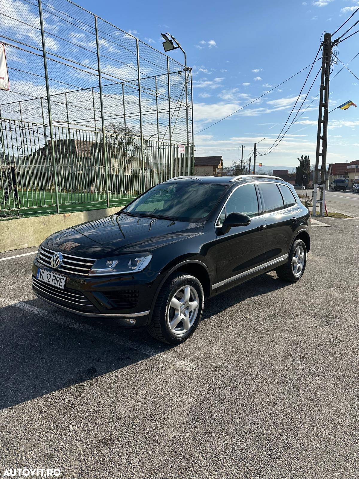 Volkswagen Touareg V6 TDI BMT Supreme Plus - 3