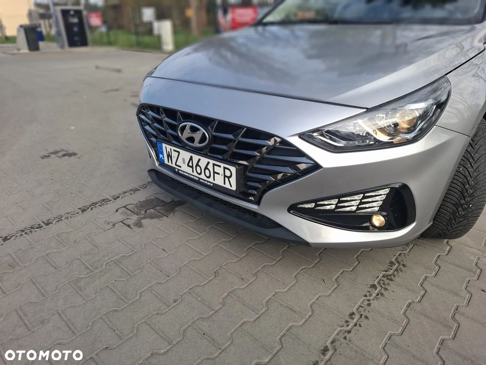 Hyundai i30 1.0 T-GDI Classic + - 10