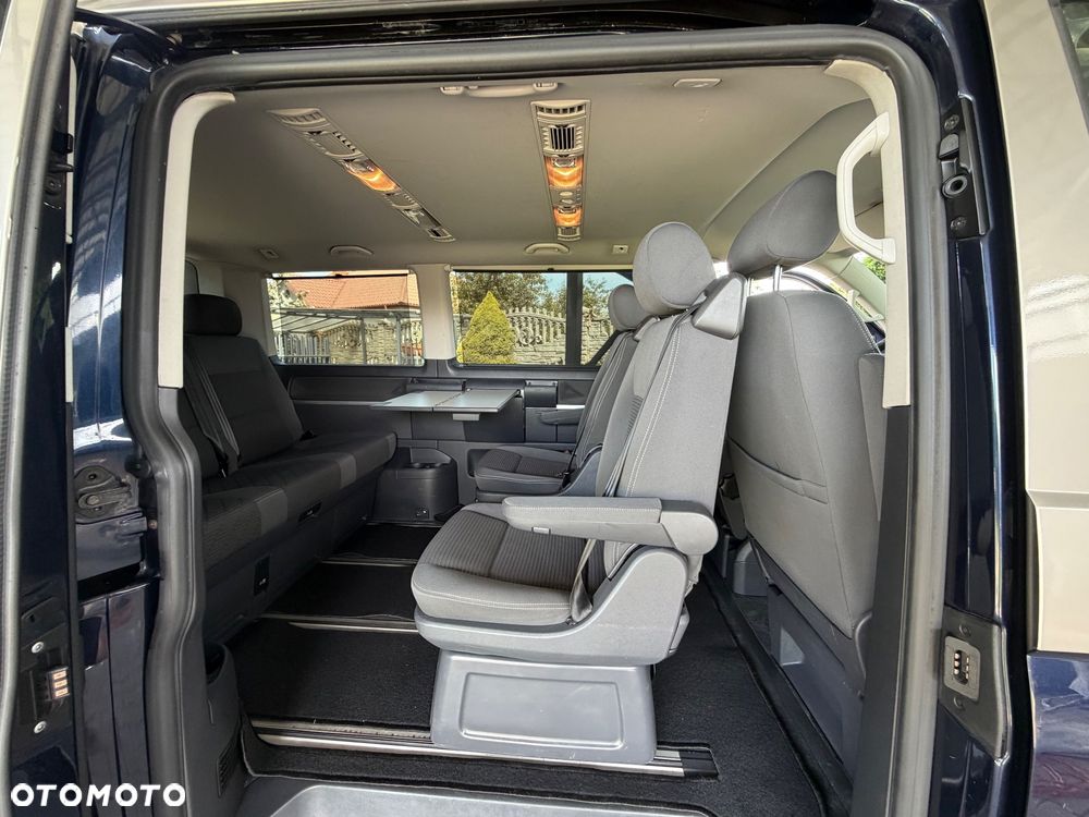 Volkswagen Multivan - 21