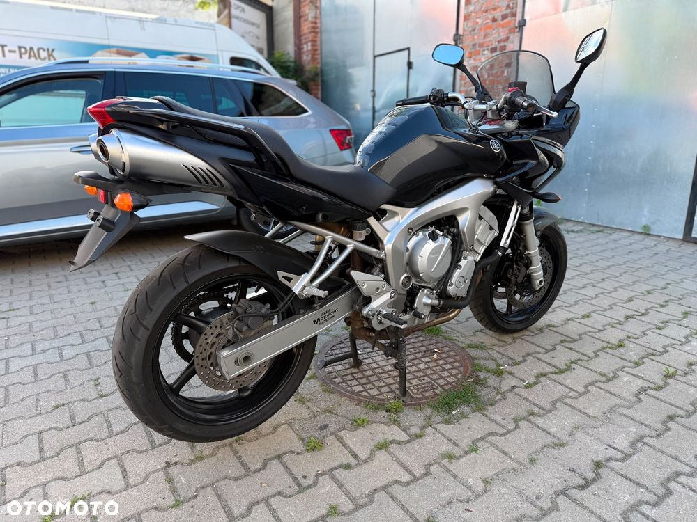 Yamaha FZ6 - 4