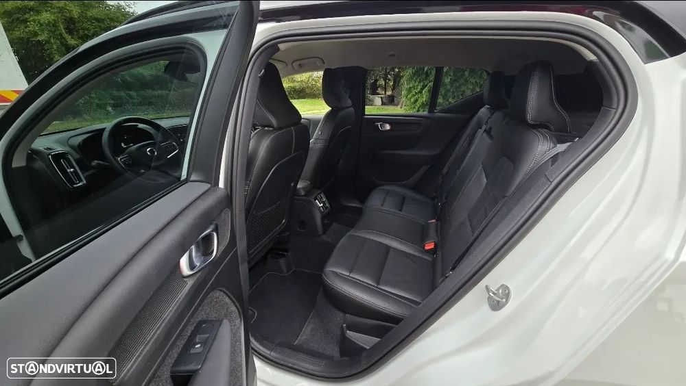 Volvo XC 40 1.5 T4 PHEV Plus Dark - 30