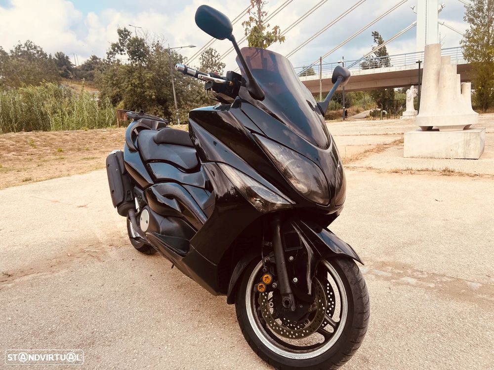 Yamaha TMAX - 1