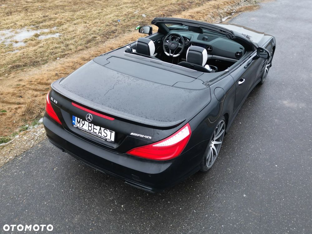 Mercedes-Benz SL 63 AMG - 10
