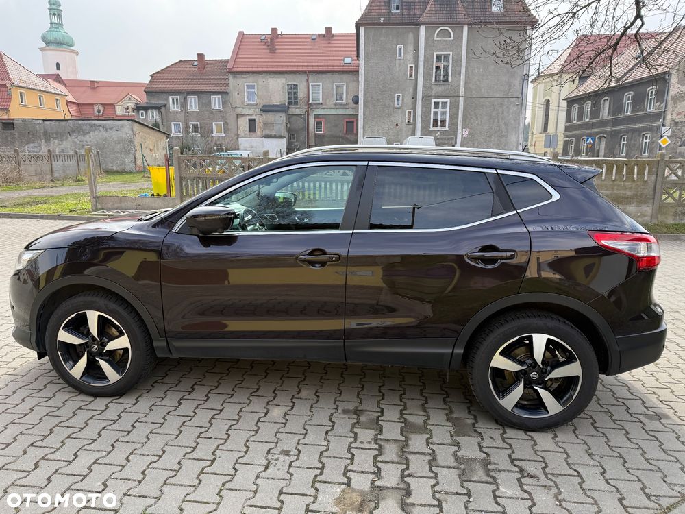 Nissan Qashqai 1.2 DIG-T Tekna EU6 - 8