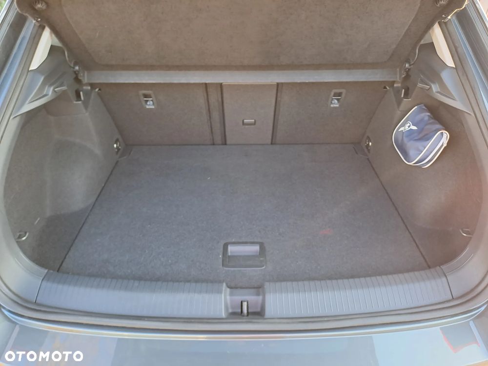 Volkswagen T-Roc 1.5 TSI Style DSG - 9