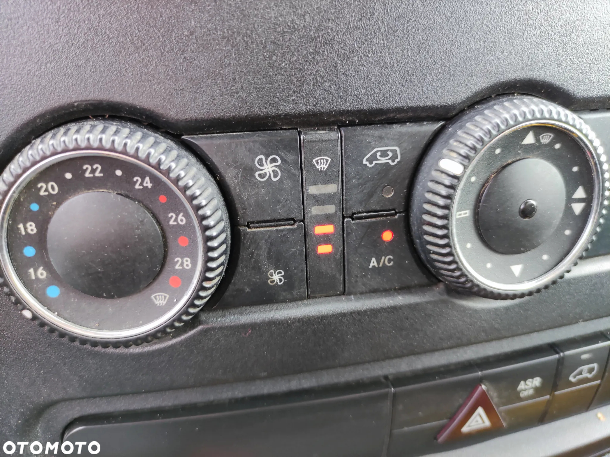 Mercedes-Benz SPRINTER 313 CDI 6OSOBOWY BRYGADÓWKA KLIMATYZACJA zNiemiec1WŁ 2014/2015 bezwypadkowy - 23
