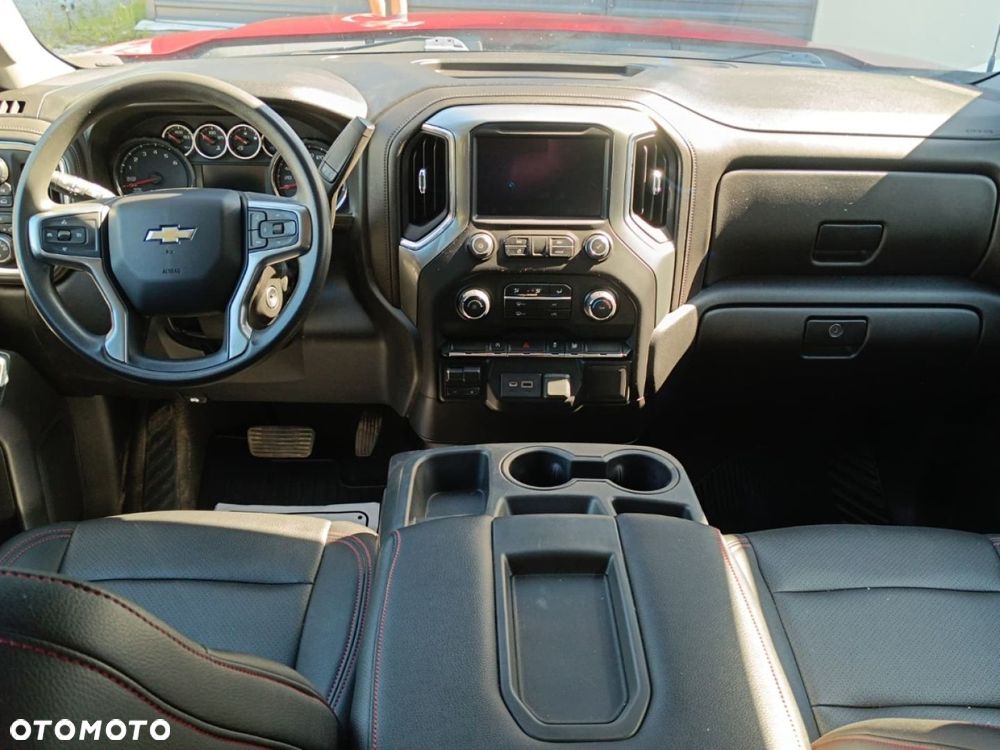 Chevrolet Silverado - 9