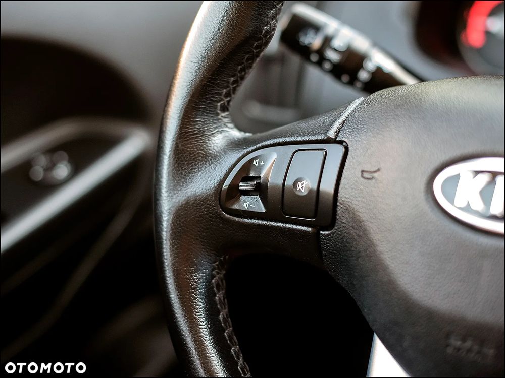 Kia Ceed - 15
