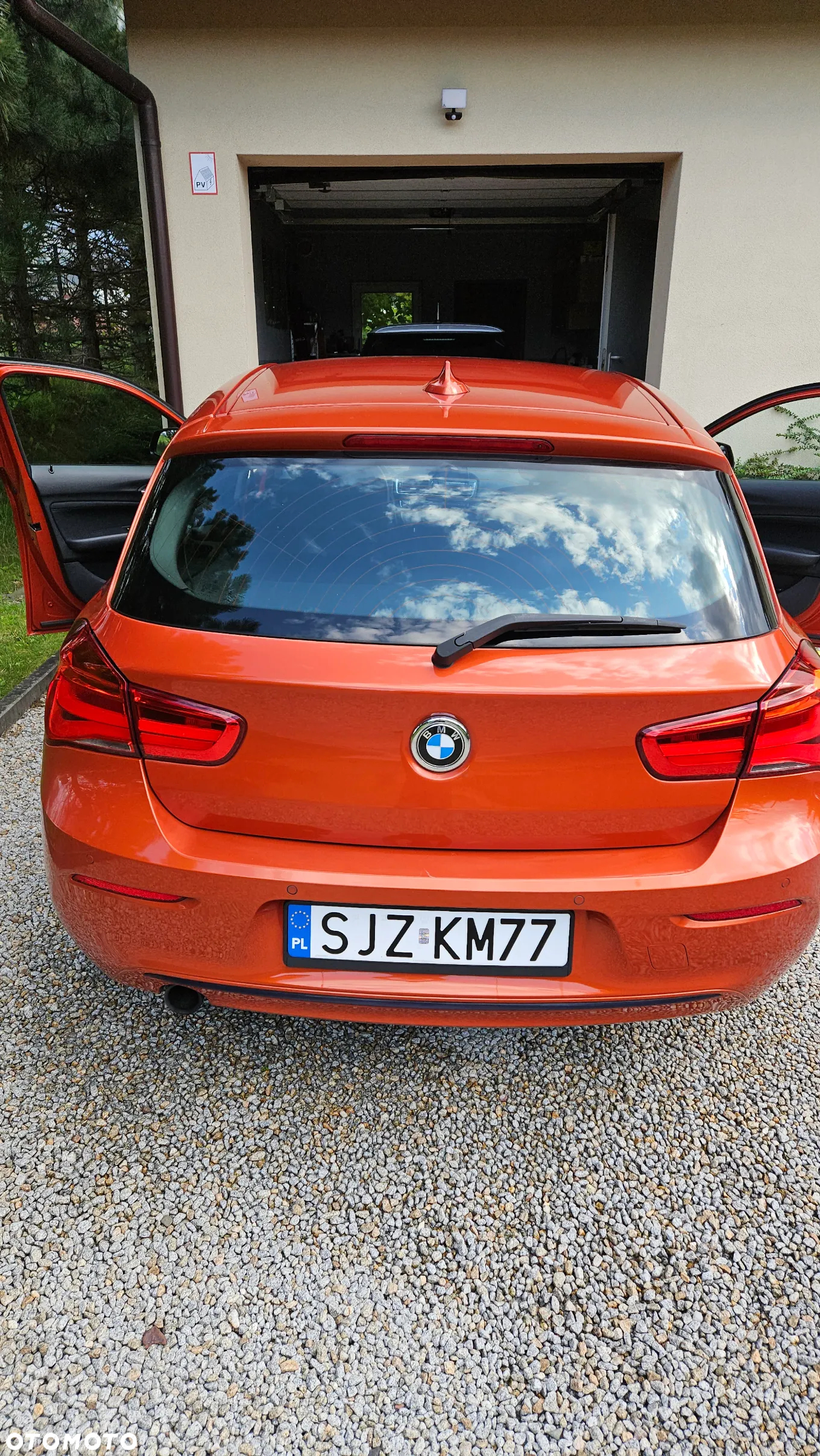 BMW Seria 1 116i - 15