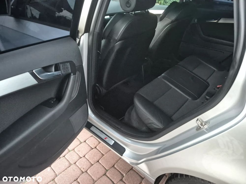 Audi A3 Sportback 2.0 TDI DPF S line Sportpaket (plus) - 21