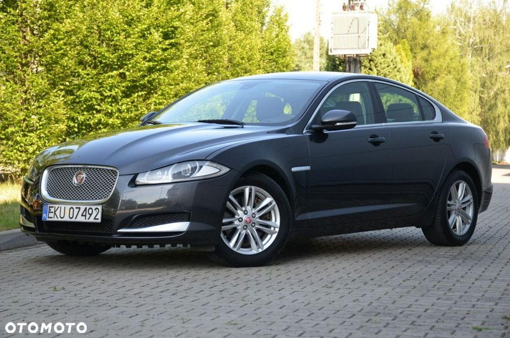 Jaguar XF - 3