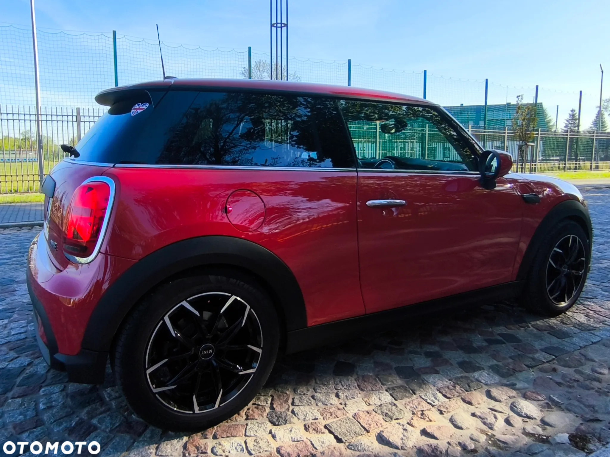MINI ONE - 5