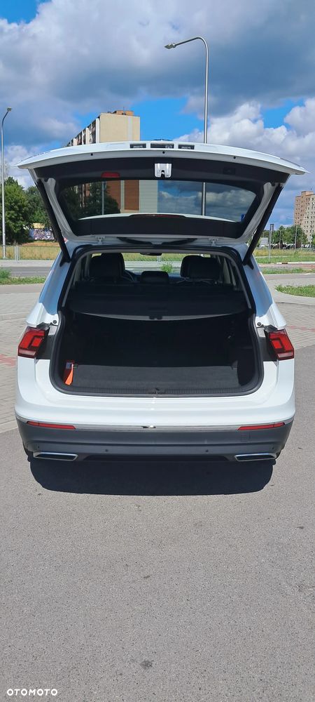 Volkswagen Tiguan Allspace - 13