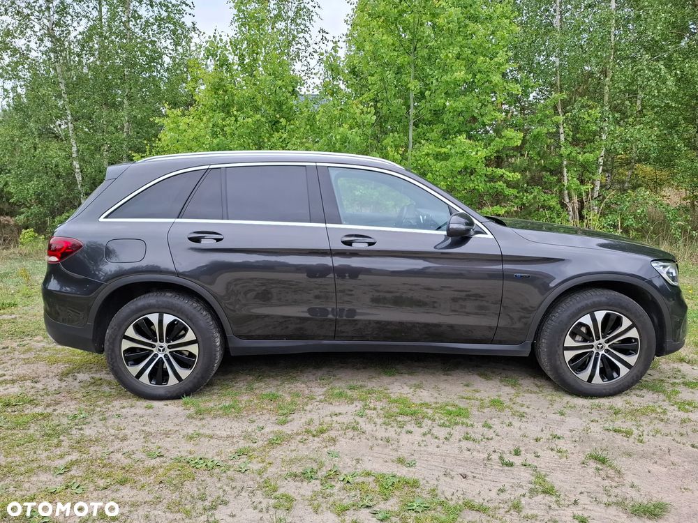 Mercedes-Benz GLC 300 de 4Matic 9G-TRONIC - 8