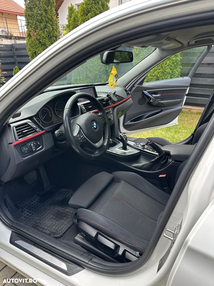 BMW Seria 3 320d Aut. Sport Line - 12