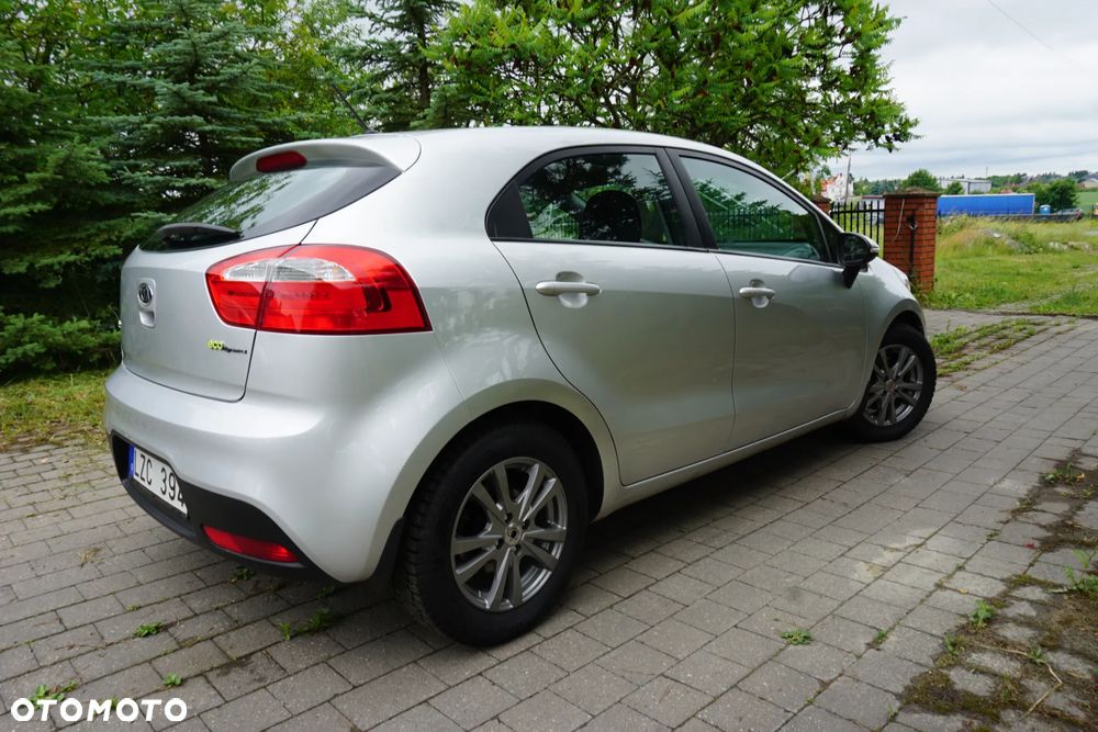 Kia Rio 1.4 Dream-Team Edition - 9