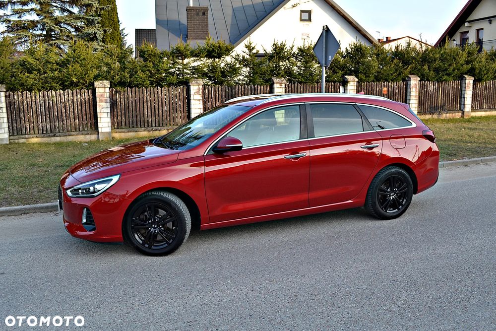 Hyundai i30 blue 1.6 CRDi Premium - 5